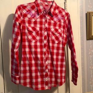 Red & Pink with just a touch of blue Cowgirl Hardware Pearl Snap Shirt M